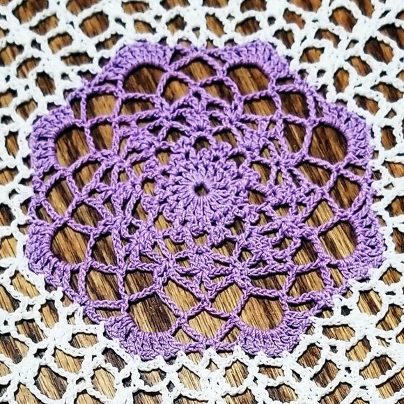 New Hand Crafted Violet & White Candy Dish 12" Doily - Picture 2 of 3